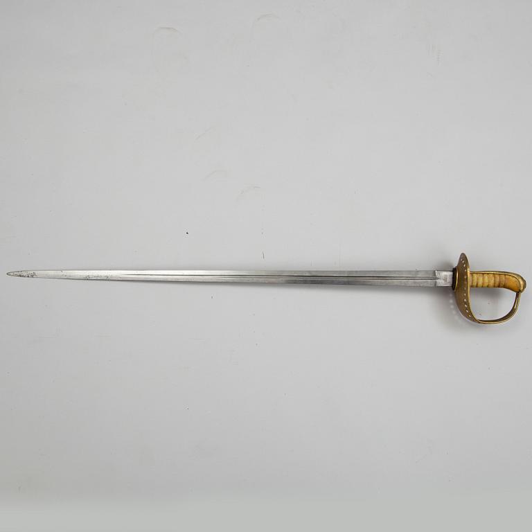 A Swedish sabre 1893 pattern with scabbard.