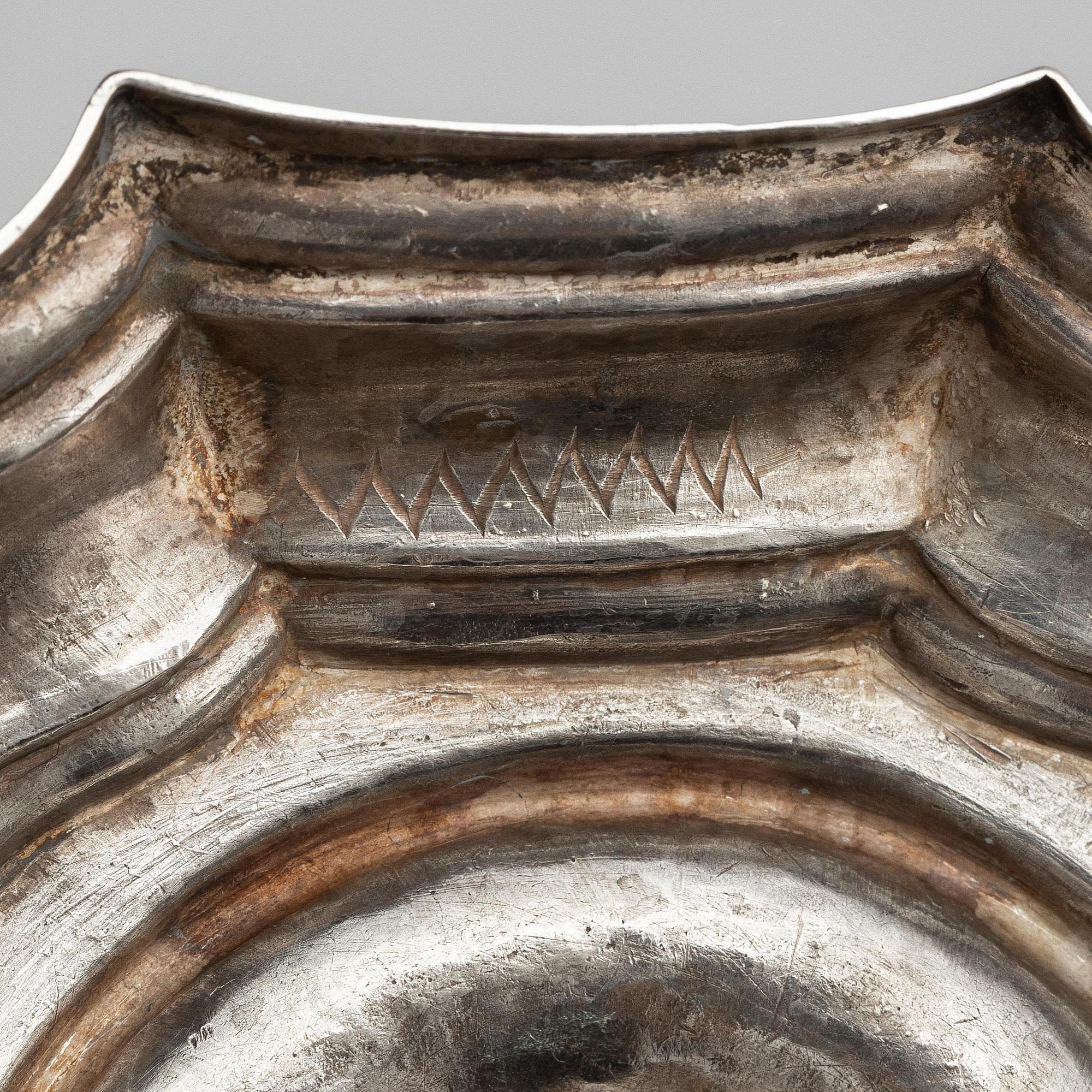 Jonas Thomasson Ronander, ljusstakar, ett par, silver, Stockholm 1754. Senbarock.
