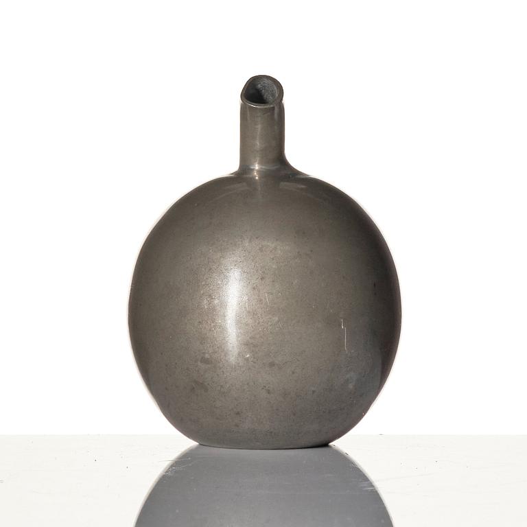 Firma Svenskt Tenn, a pewter vase, Stockholm 1930.