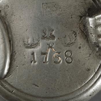 MÅLKÄRL, tenn, Baltzar Rokus, verksam 1743-1788 i Arboga. Kontrollerad 1758.