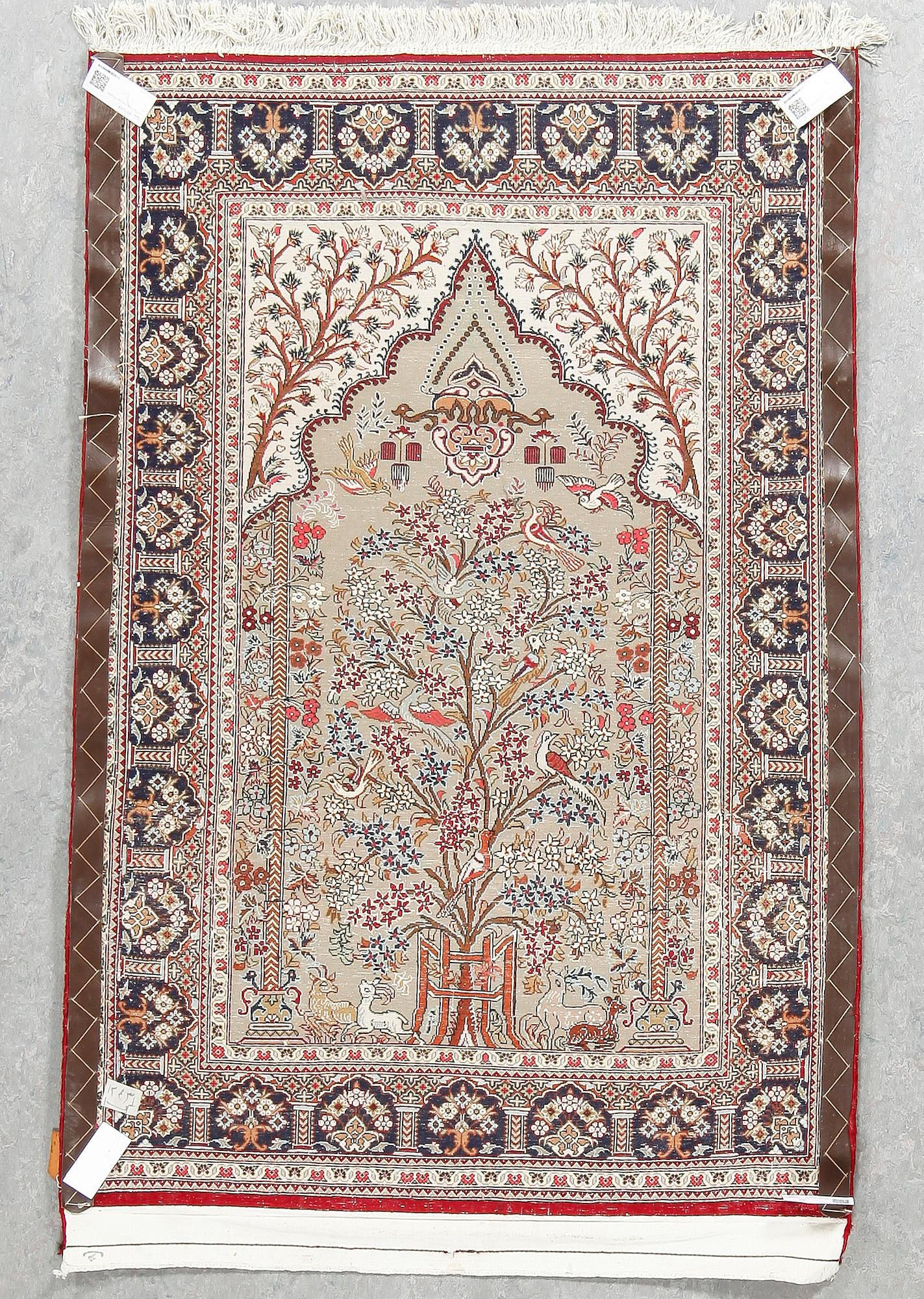 MATTA, Kashmir, ca 155x105 cm.