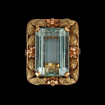 92. A aquamarine, circa 23.00 cts, ring.