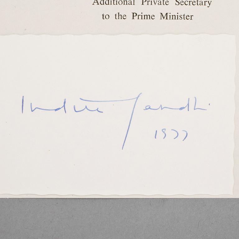 DALAI LAMA f. 1935 SAMT INDIRA GANDHI (1917-1984), egenhändiga.
