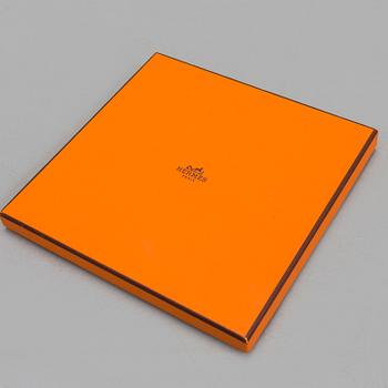 HERMÈS, a 'Donner la Main' silk scarf.