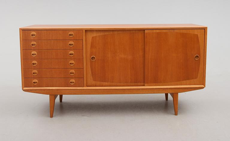 SIDEBOARD, 1900-talets andra hälft.