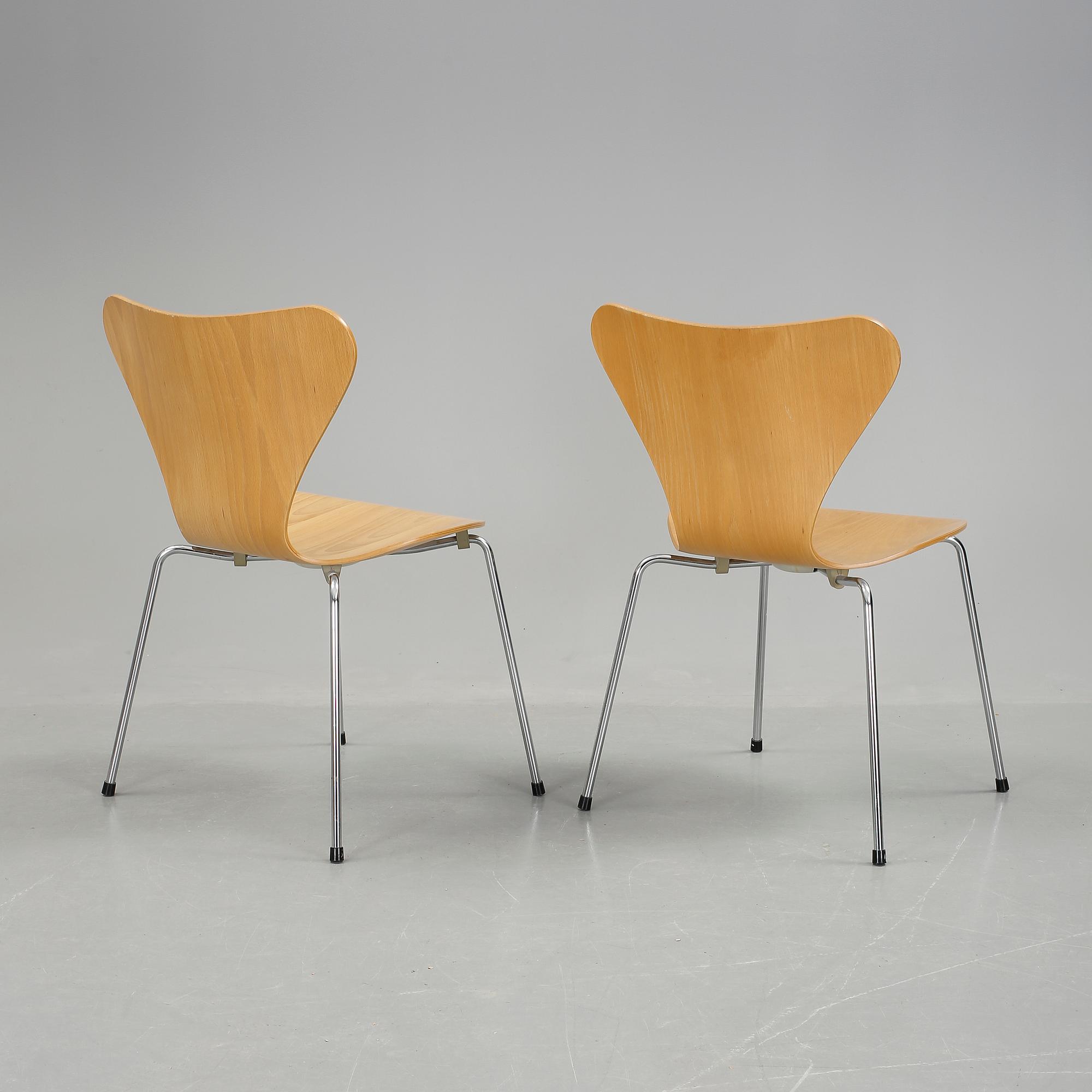 STOLAR, 2 st, "Sjuan", Arne Jacobsen, Fritz Hansen.