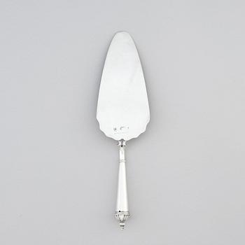 A Swedish Silver Cake Server, mark of Matthias Grahl, Gothenburg 1749.