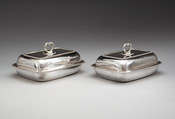 A pair of Irish 19th century entrée dishes, makers mark likely of Richard Sawyer, Dublin 1814.