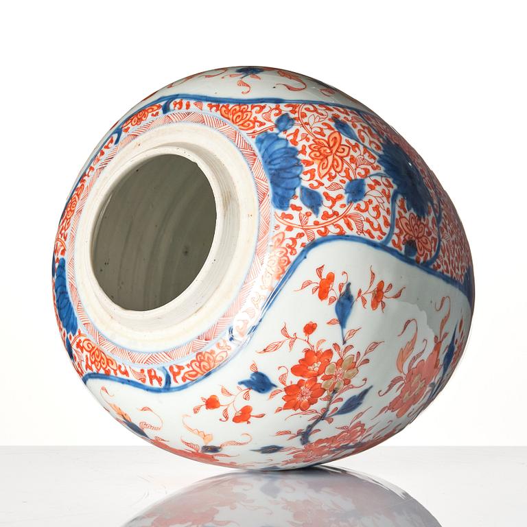 Bojan, porslin. Qingdynastin, Kangxi (1662-1722).