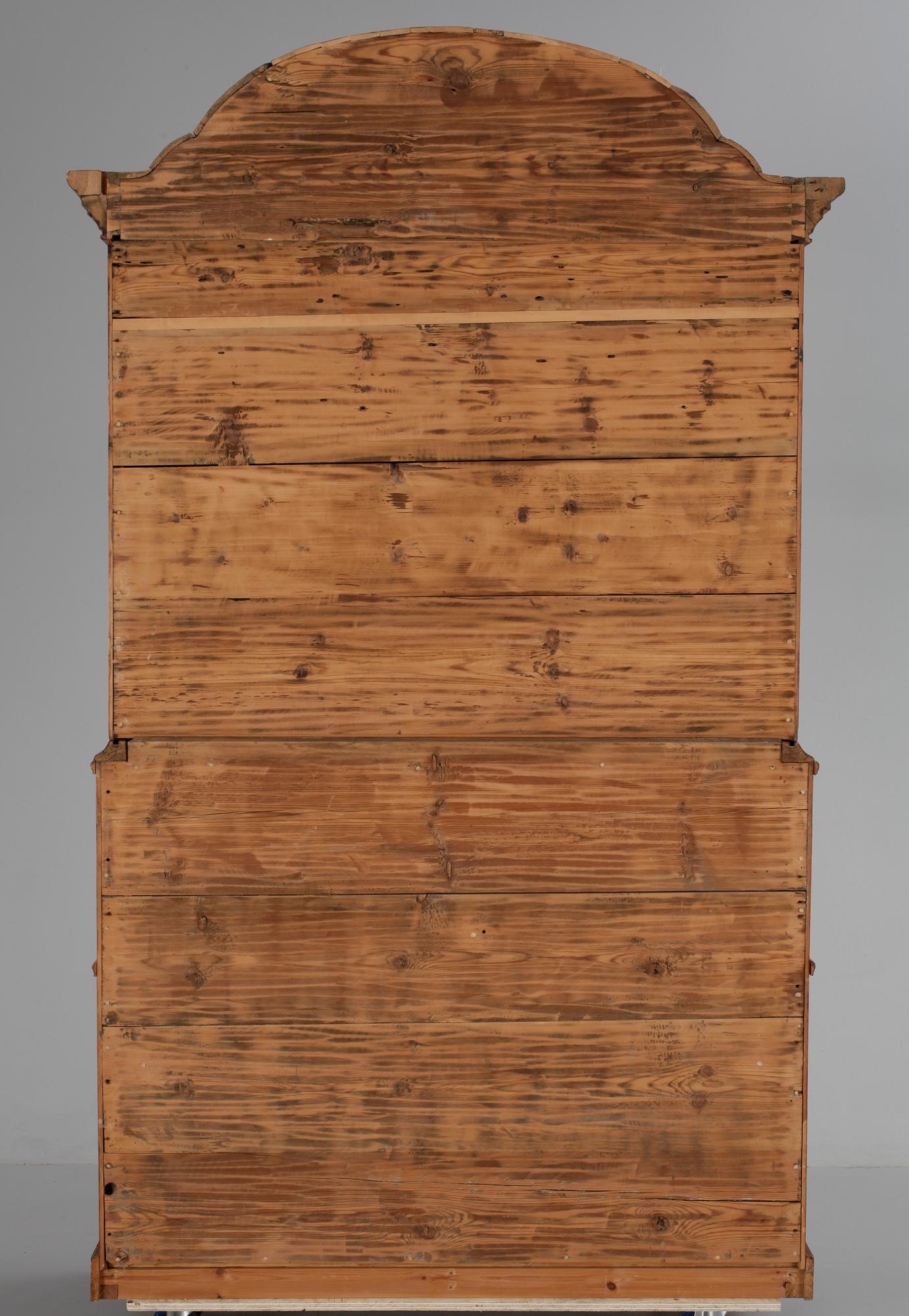 SKRIVSKÅP, rokoko, 1700-tal.