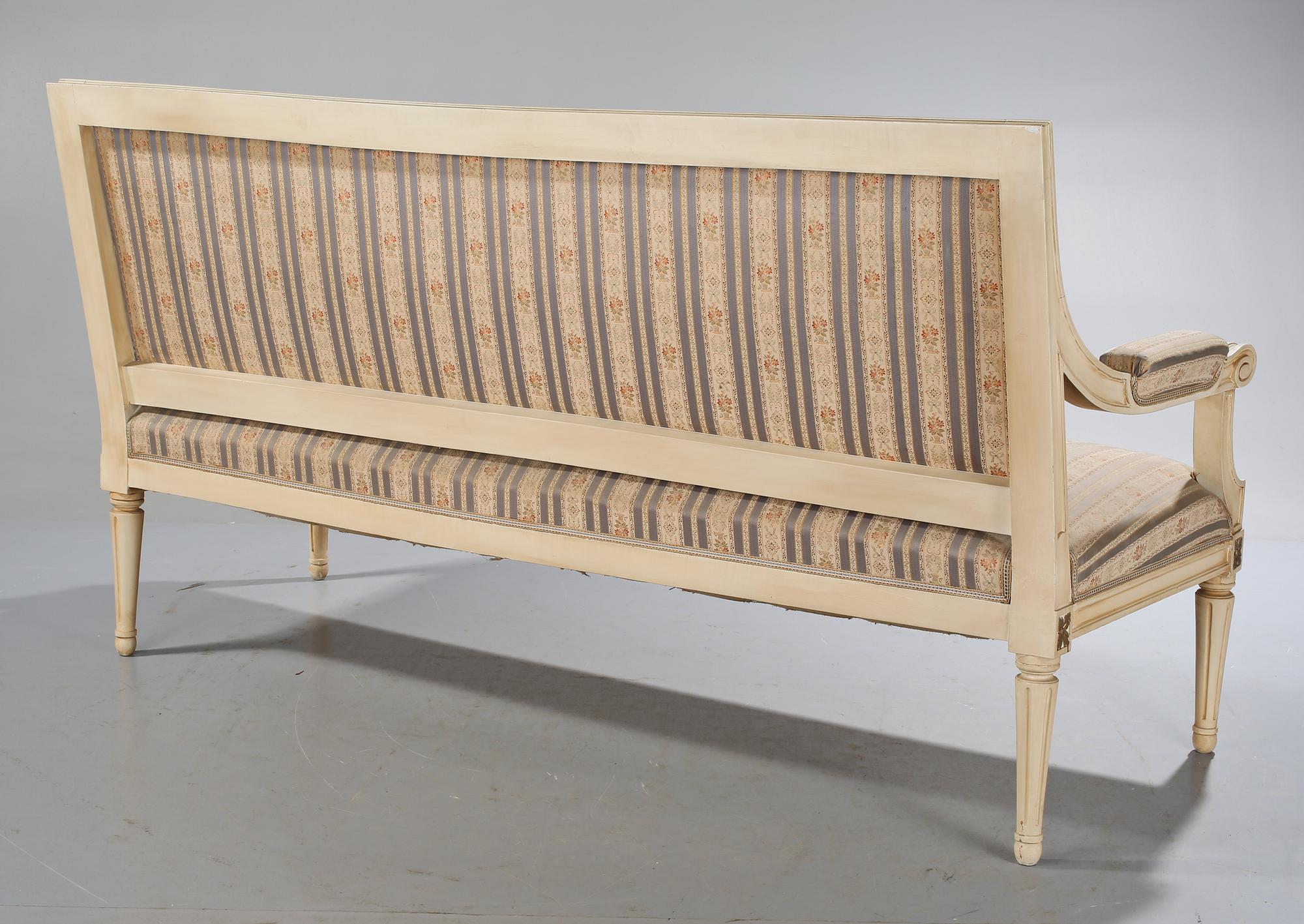 SOFFA, gustaviansk stil. Omkring sekelskiftet 1900.