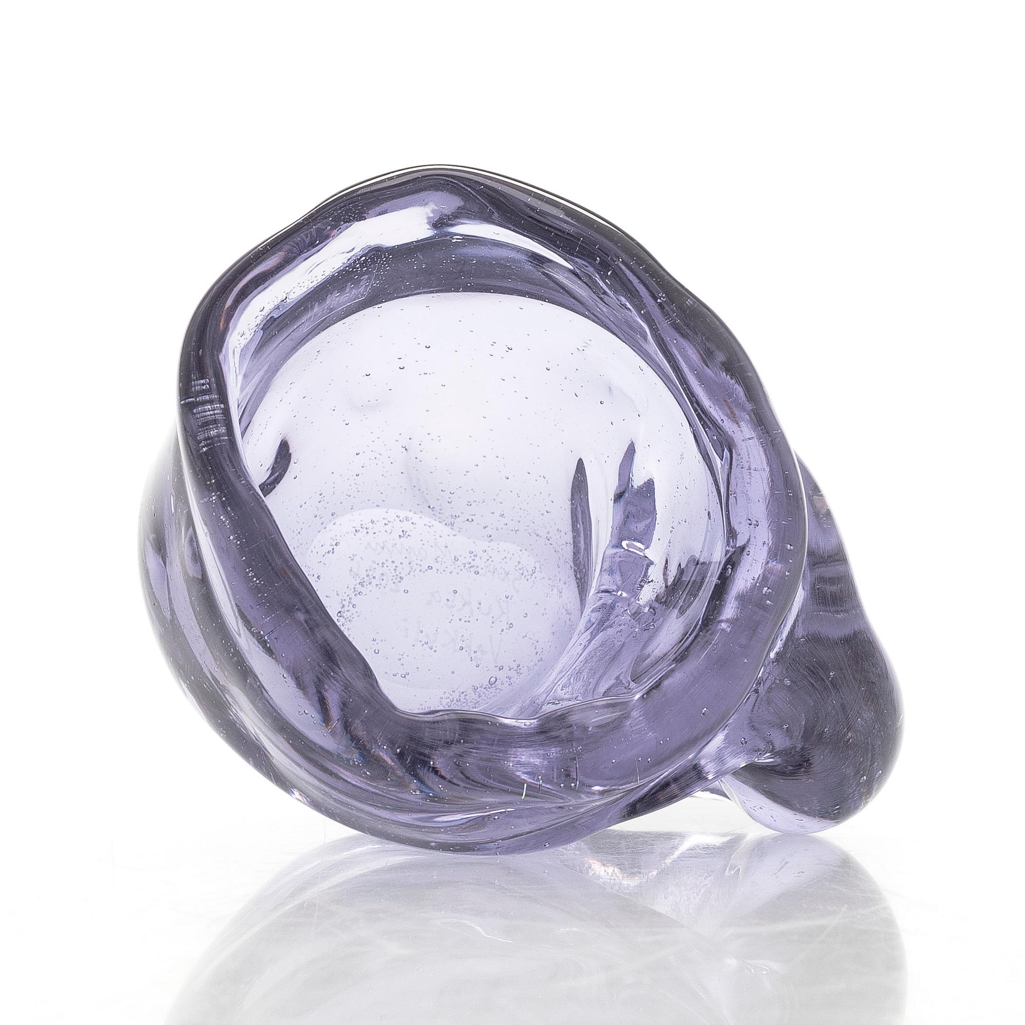 Sini Majuri, Art glass, 'Guksi', signed Sini Majuri. Riihimäki 2025.