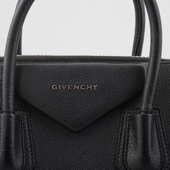 Givenchy, väska. "Antigona".