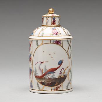 A Hoechst tea caddy with cover, late 18th Century.