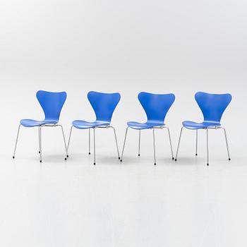 A set of four 'Serie 7' chairs by Arne Jacobsen for Fritz Hansen, dated the year 2000.