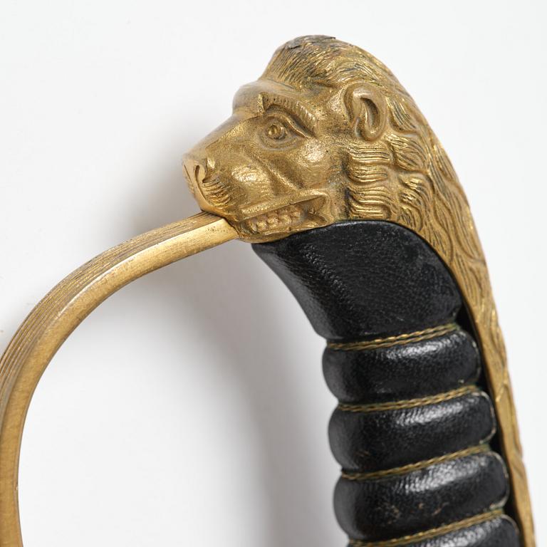 Sabel svensk, m/1915 för sjöofficer, med balja.