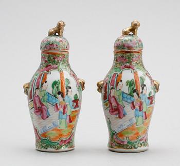 LOCKURNOR, 1 par, porslin, Kina, Kanton, 1800-talets mitt.