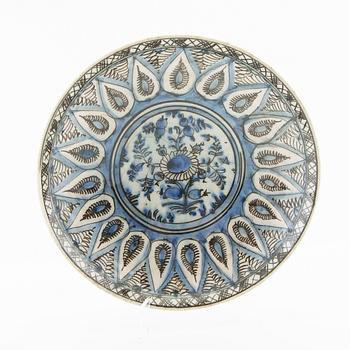 Bowl ceramic, Safavid, Persia 18th- / 19th century.