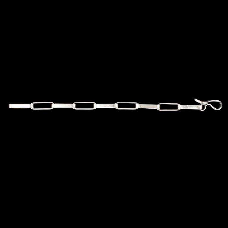 ARMLÄNK, silver, Cecilia Johansson, Göteborg, 1975. Vikt 28 g.