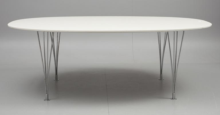 BORD, "Superellips". Bruno Mathson och Piet Hein, Fritz Hansen.