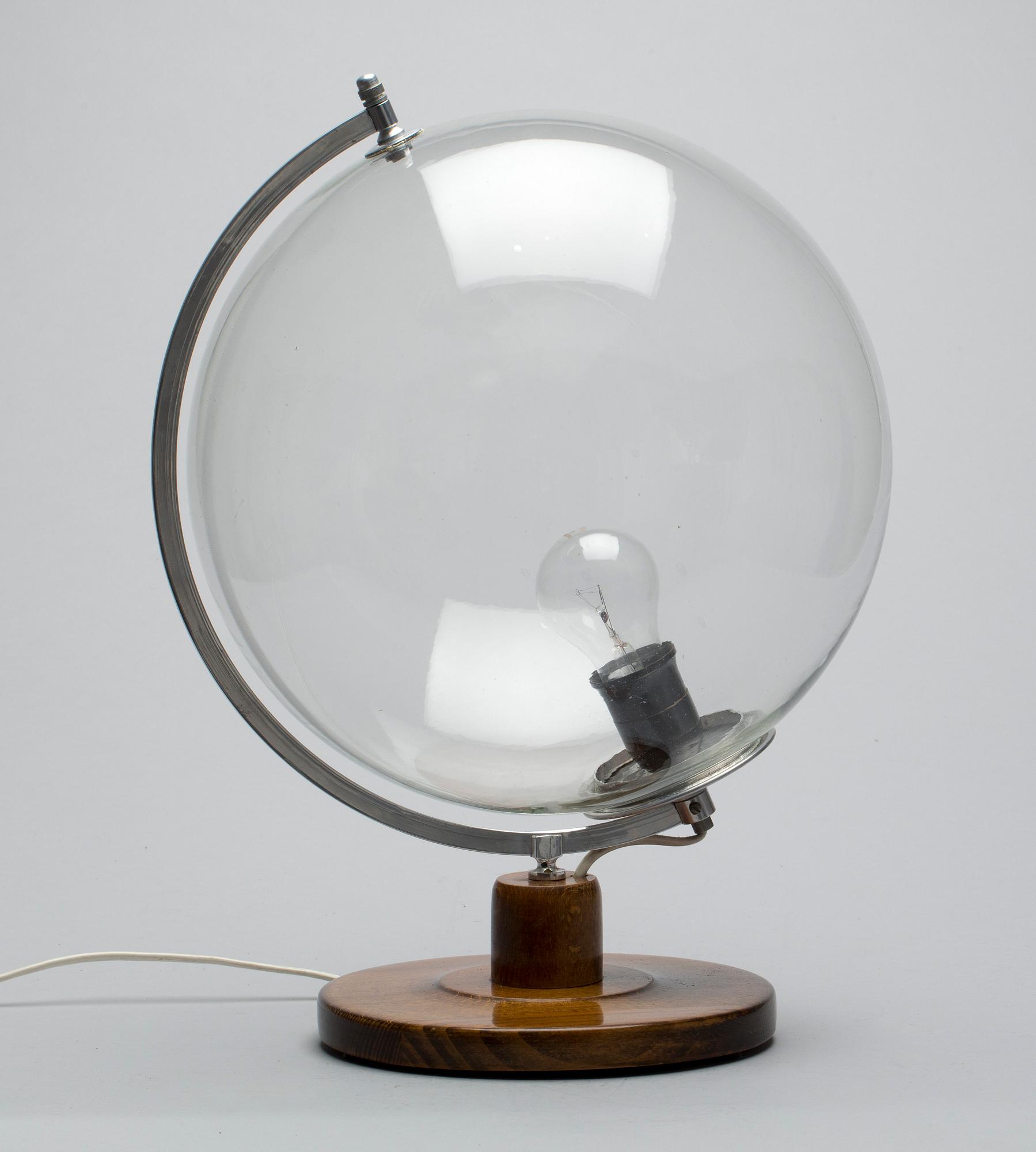 BORDSLAMPA, 1900-talets första hälft.