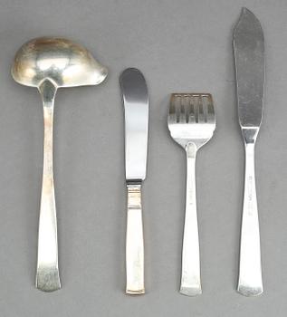 BESTICKSERVIS, 99 delar, "Rosenholm", Guldsmedsaktiebolaget GAB, Stockholm, mestadels 1964-1966. Vikt ca 3035 gram.