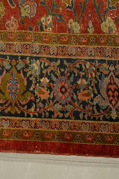 A carpet, antique Ziegler Mahal, ca 446 x 418 cm.