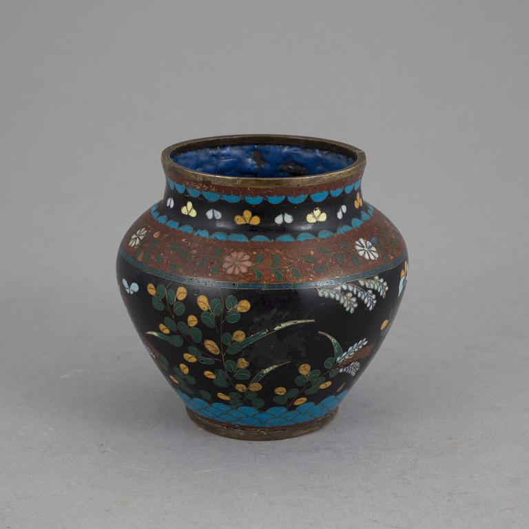 VAS, cloisonné, Kina, 1800-tal.