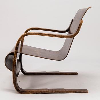 Alvar Aalto, A 1932-1934 'Paimio' armchair for O.Y. Huonekalu-ja Rakennustyötehdas A.B. Finland.