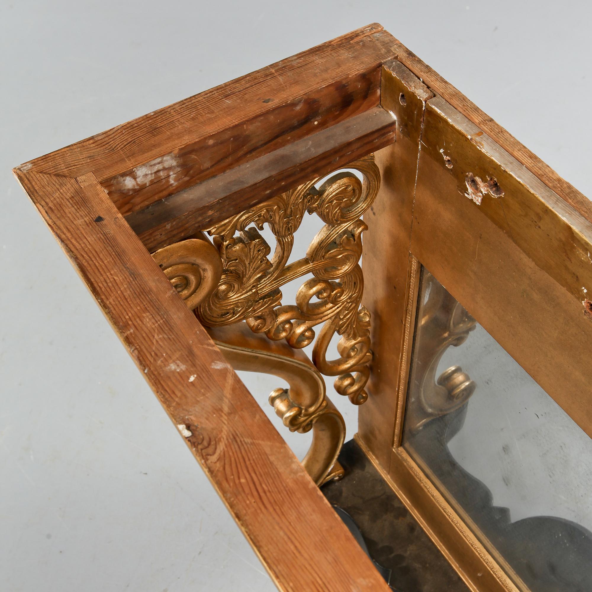 KONSOLBORD, troligen Göteborg, 1800-talets första hälft.