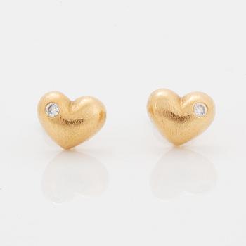 Ole Lynggaard heart shpade 14K gold and diamond earrings.