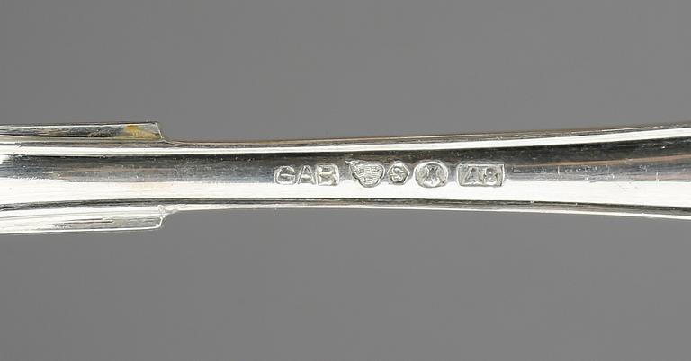 BESTICKSUPPSÄTTNING, 62 delar. Silver. Bl a GAB Stockholm 1925. Tot ca 2760 g.