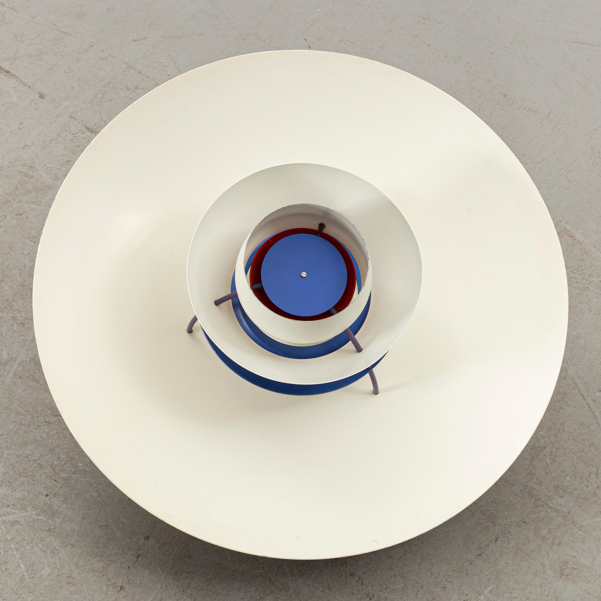 POUL HENNINGSEN, taklampa, "PH 5", för Louis Poulsen, Danmark.