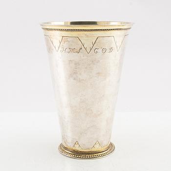 A Swedish early 18th century parcel-gilt silver beaker, mark of Casimir Friedrich Meidt, Karlskrona 1712.