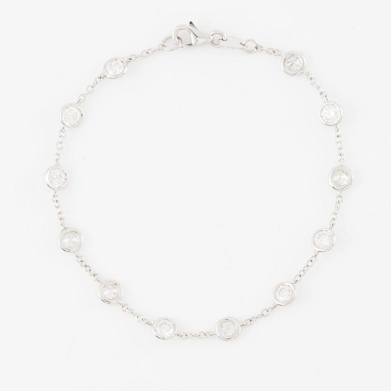 Bracelet, 18K white gold with brilliant-cut diamonds.