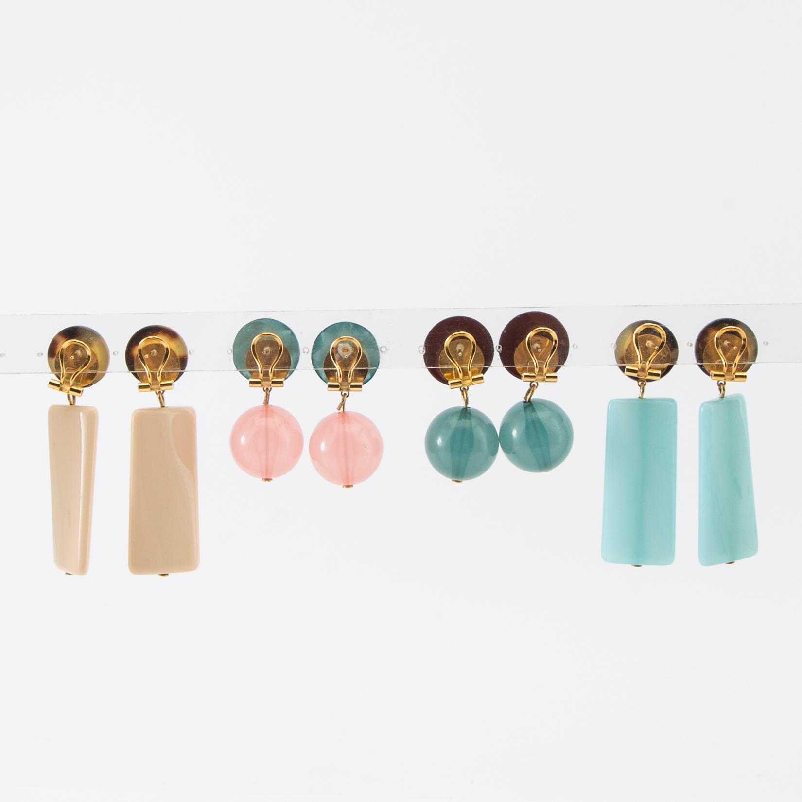 Firma Svenskt Tenn, örhängen, 4 par, "Milano Plätt" och "Milano Sfär".