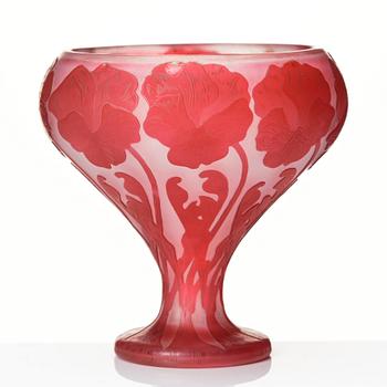 Karl Lindeberg, an Art Nouveau cameo glass vase, Kosta, Sweden, early 20th century.