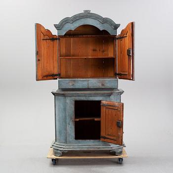 A painted pine Baroque cabinet, 18th Century.
