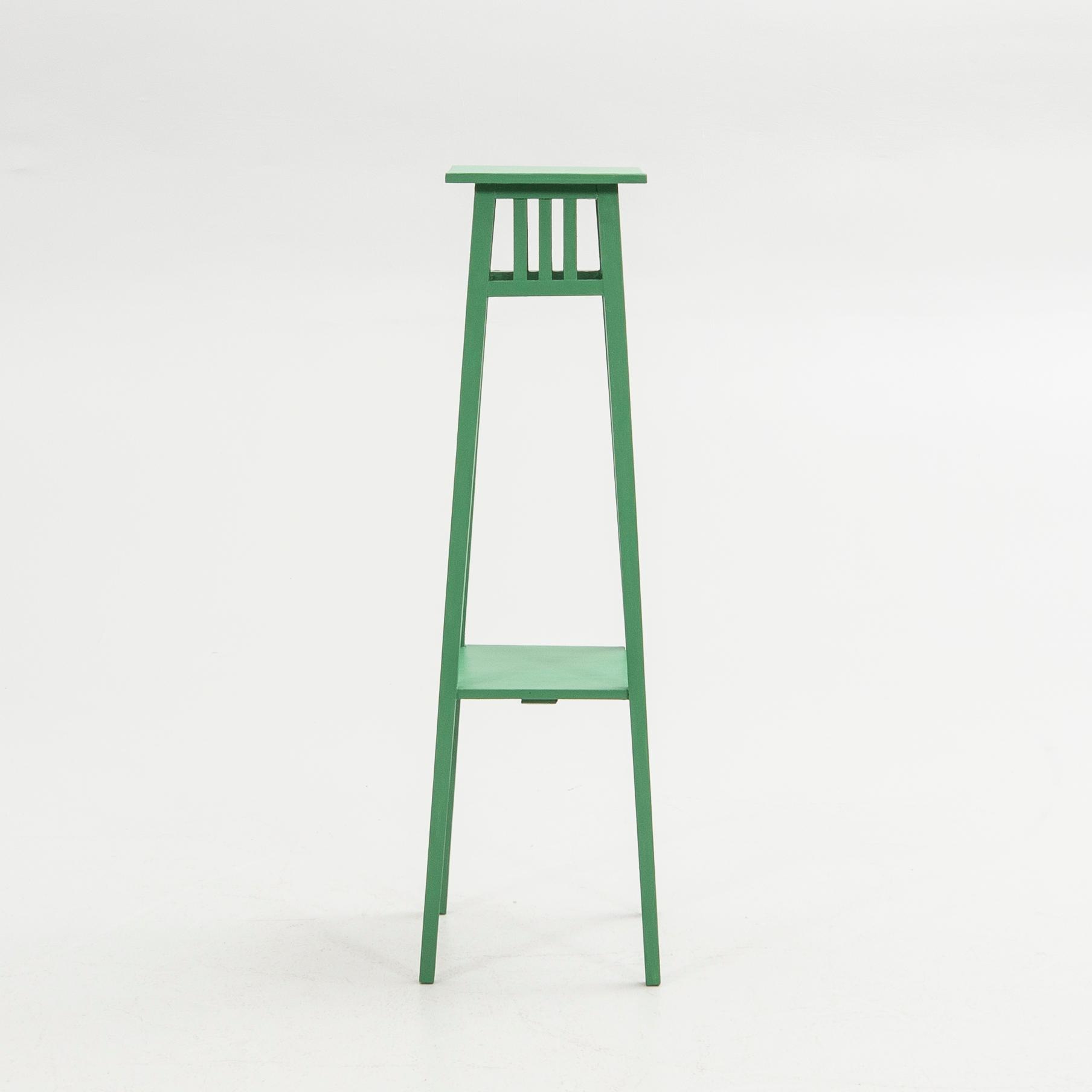 Pedestal, Jugend, early 20th century.