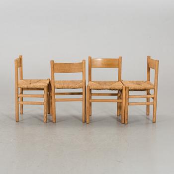 A BÖRGE MOGENSEN TABLE AND 6 OAK CHAIRS+ STOOL.