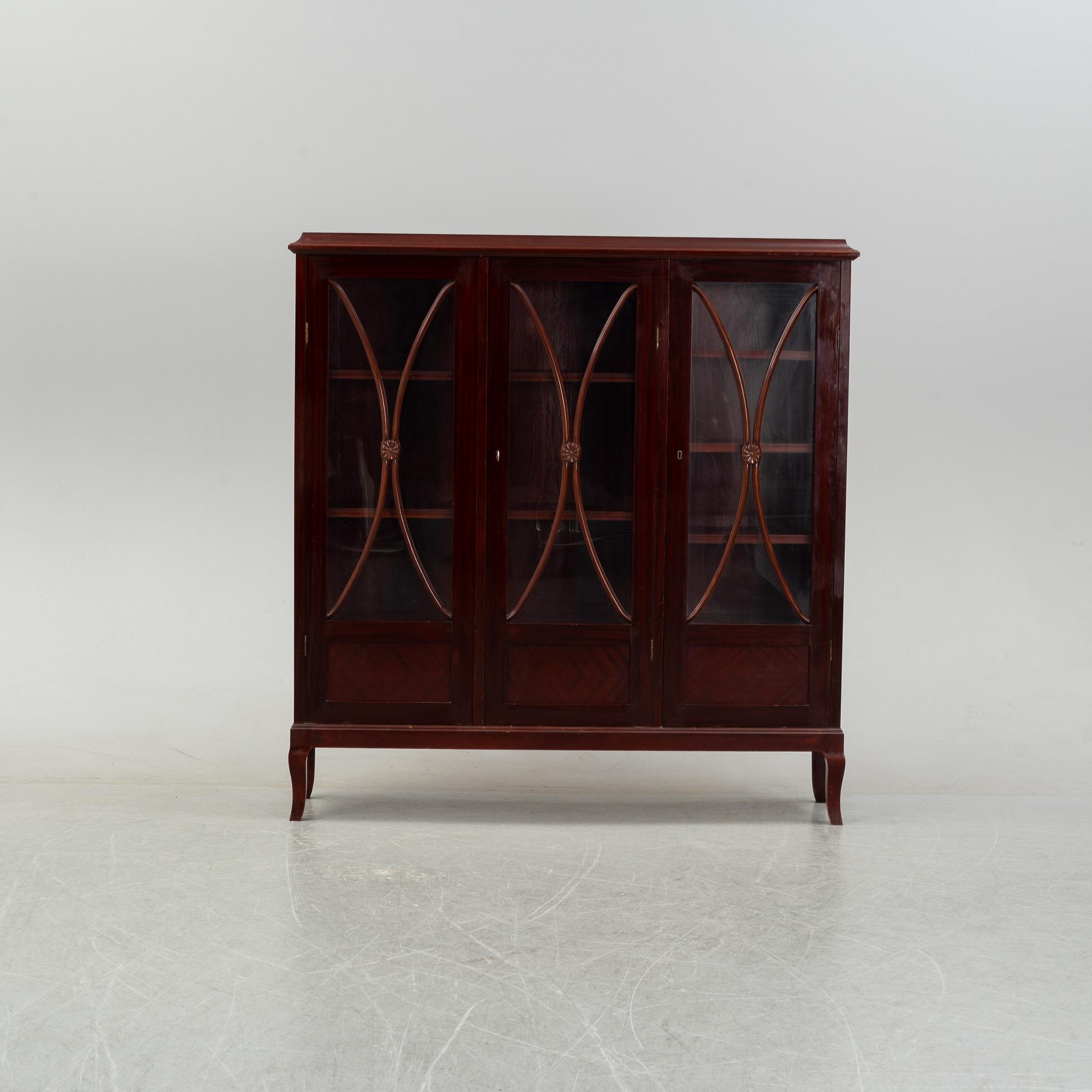 A mahogany display cabinet, 1920's.
