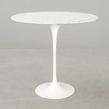 BORD. "Tulip". Eero Saarinen.