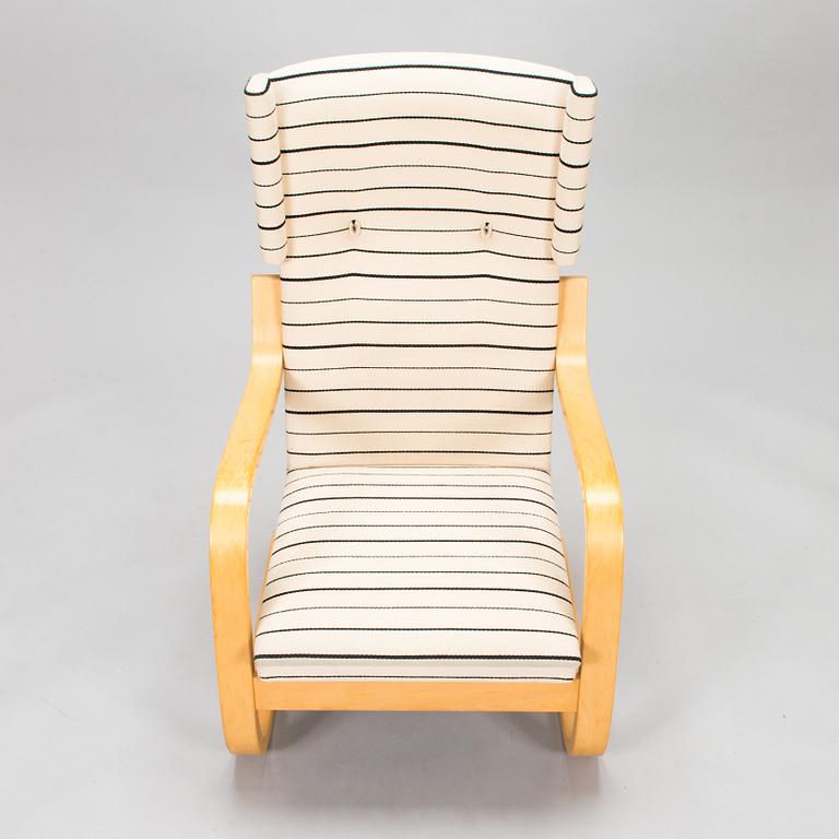 A late 20th century '401' armchair for Artek.