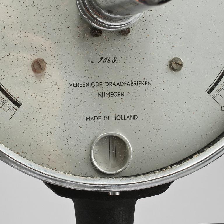 INSTRUMENT, 3 st, Holland, 1900-tal.