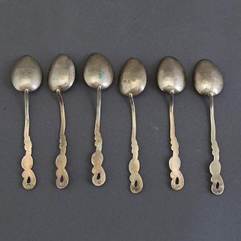 Six old Nagasaki Japanese low halt silver spoons, early 20th century.