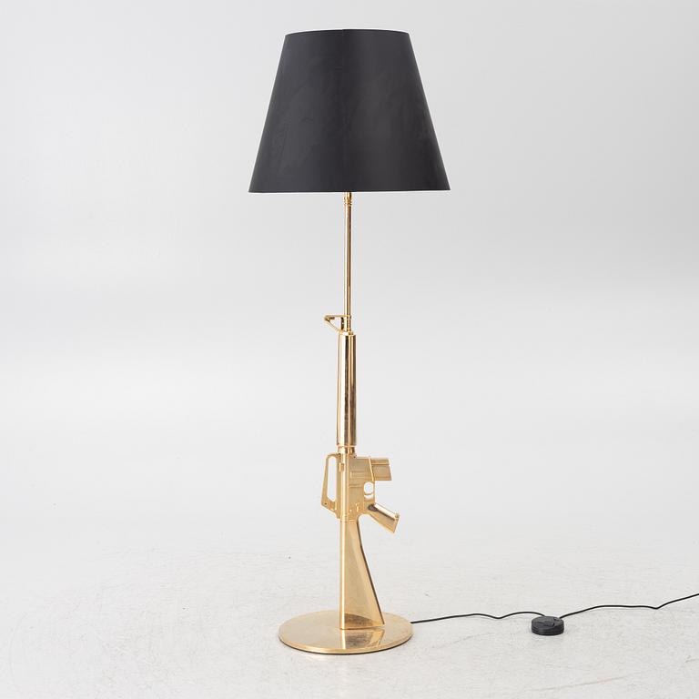 Philippe Starck, golvlampa, "Lounge Gun M 16" för Flos, 2000-tal.