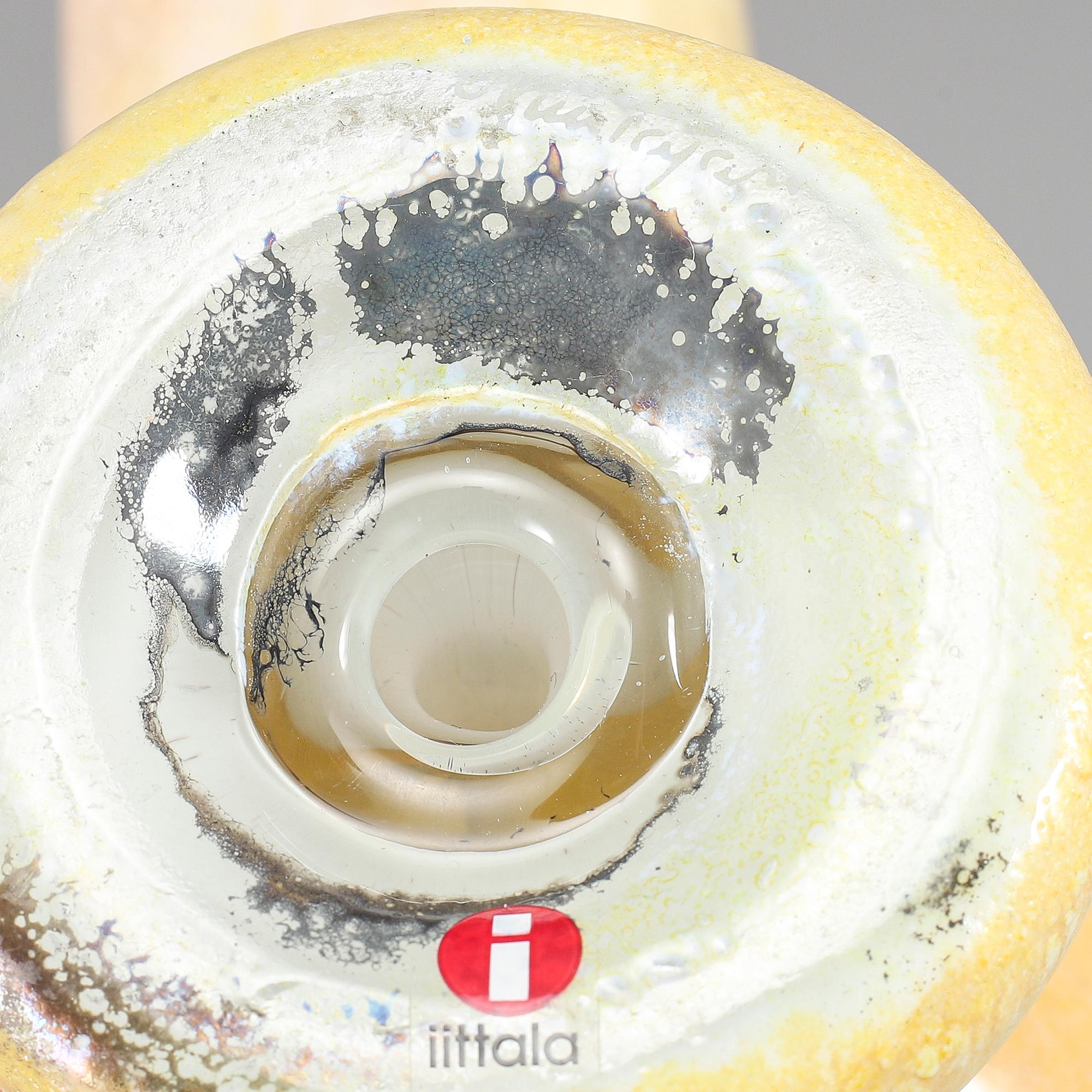 OIVA TOIKKA, glasfågel, Western March (Ruskosuohaukka) 2006–2008, signerad O. Toikka Nuutajärvi.