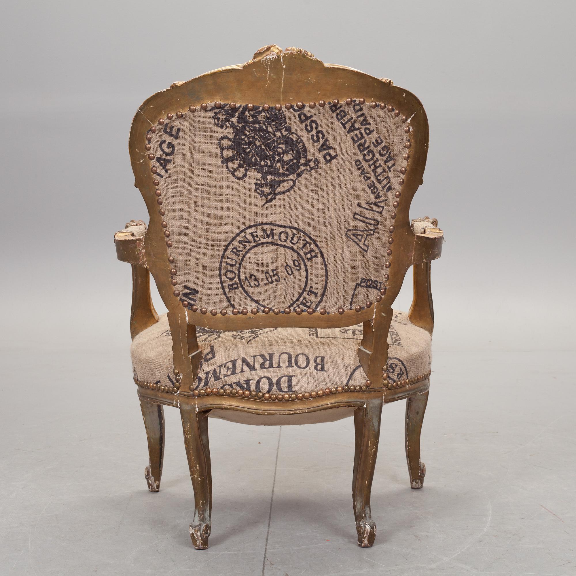 KARMSTOL, rokokostil. 1900-talets andra hälft.