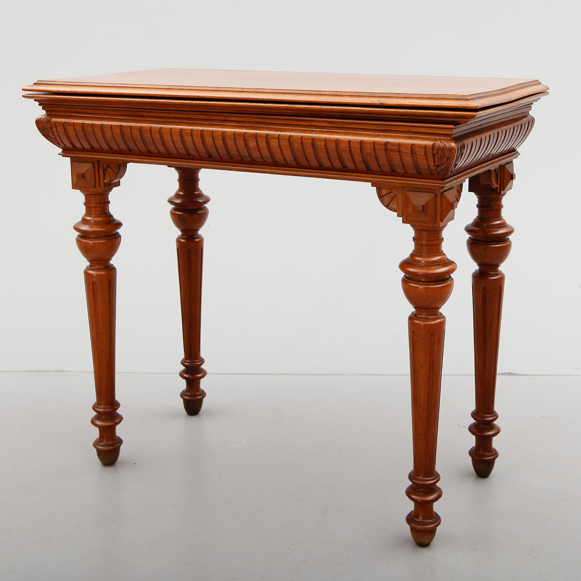 SPELBORD, renässansstil, 1800-talets andra hälft.