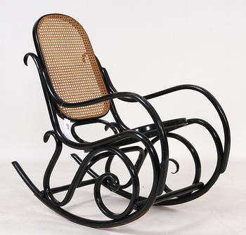 GUNGSTOL, Thonet-stil, 1900-talets mitt. Brännmärkt "T4".